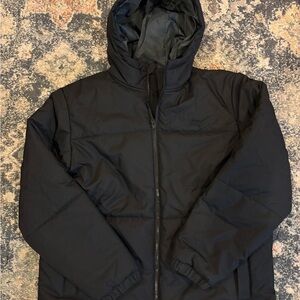 Vans Black Puffer Jacket with Hood and Insulation